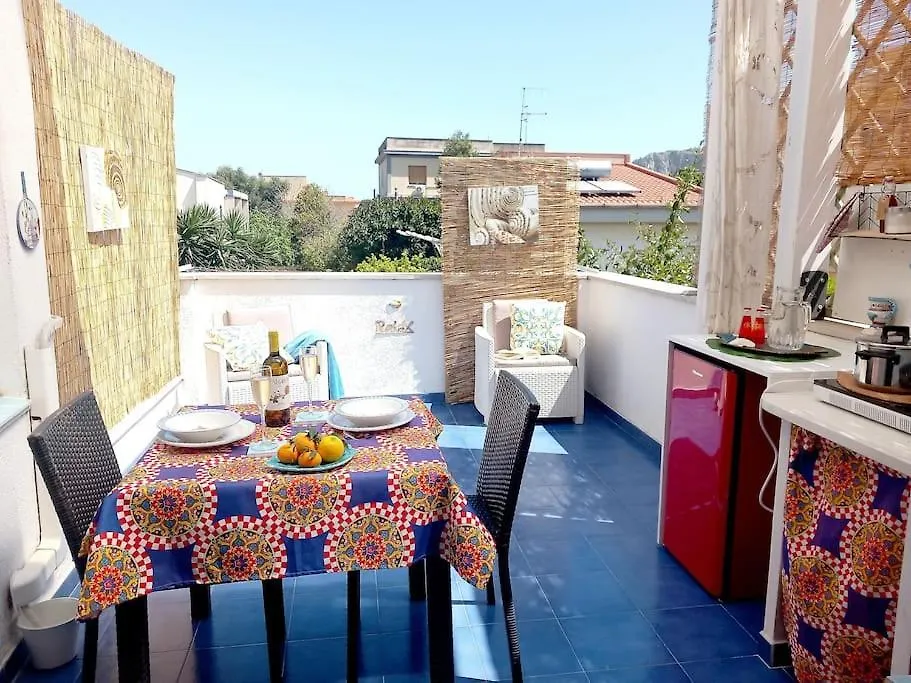 Villa Mondello Terraces & Jacuzzi Apartment